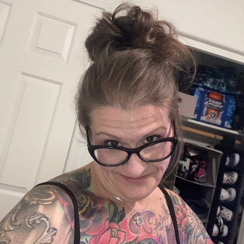 Meet your Posher, Angela